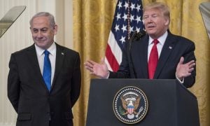 Trump e Netanyahu anunciam, sem palestinos, plano de paz para Oriente Médio