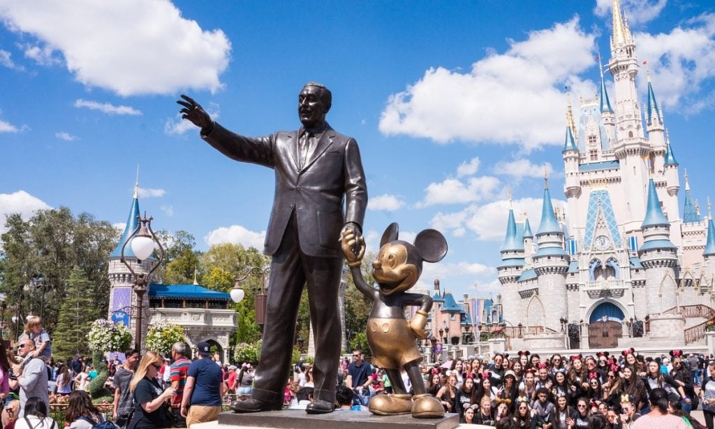 A Disney é que deveria conhecer minha mãe