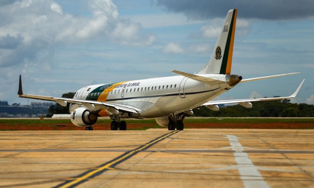 Sargento que transportou cocaína em avião da FAB vai a julgamento nesta terça