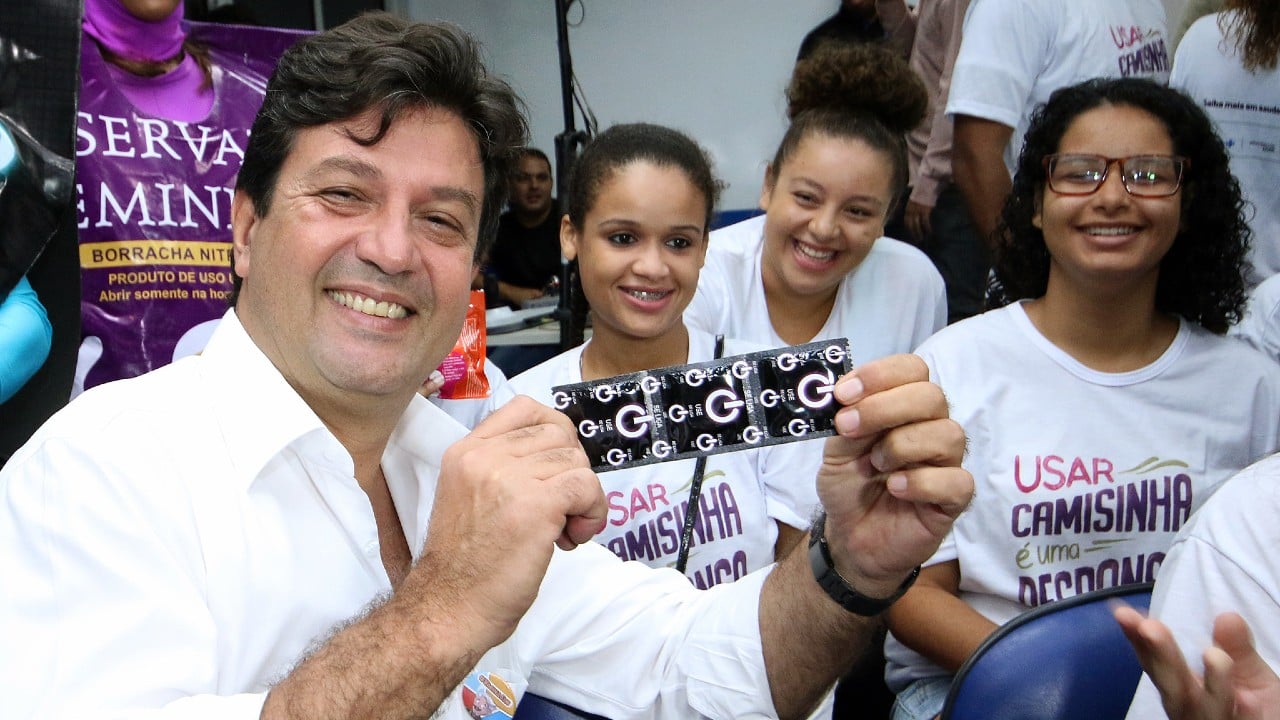 O ministro da Saúde, Henrique Mandetta, durante lançamento da campanha para evitar o comportamento de risco, com foco nos jovens de 15 a 29 anos (Foto: Ministério da Saúde) 