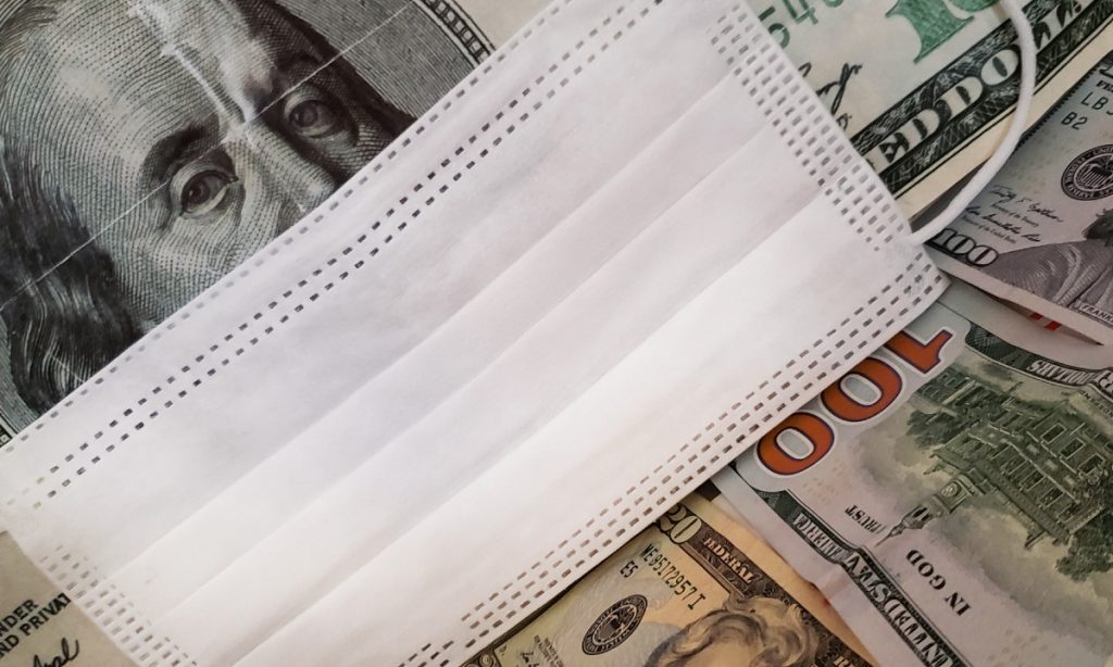 Efeito coronavírus mantém o dólar próximo de R$ 4,50