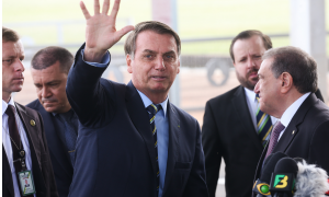 Bolsonaro realiza segundo teste para o coronavírus