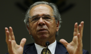 “A melhor resposta à crise são as reformas”, diz Guedes sobre dia de caos na economia