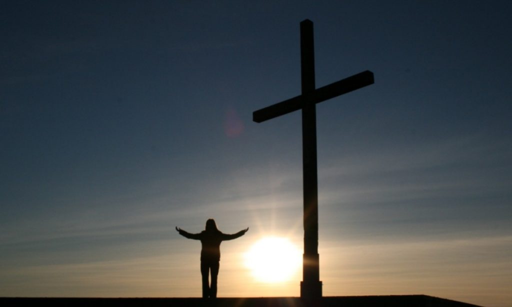 Parem de dizer que Deus está nos punindo. Deus nos ama infinitamente