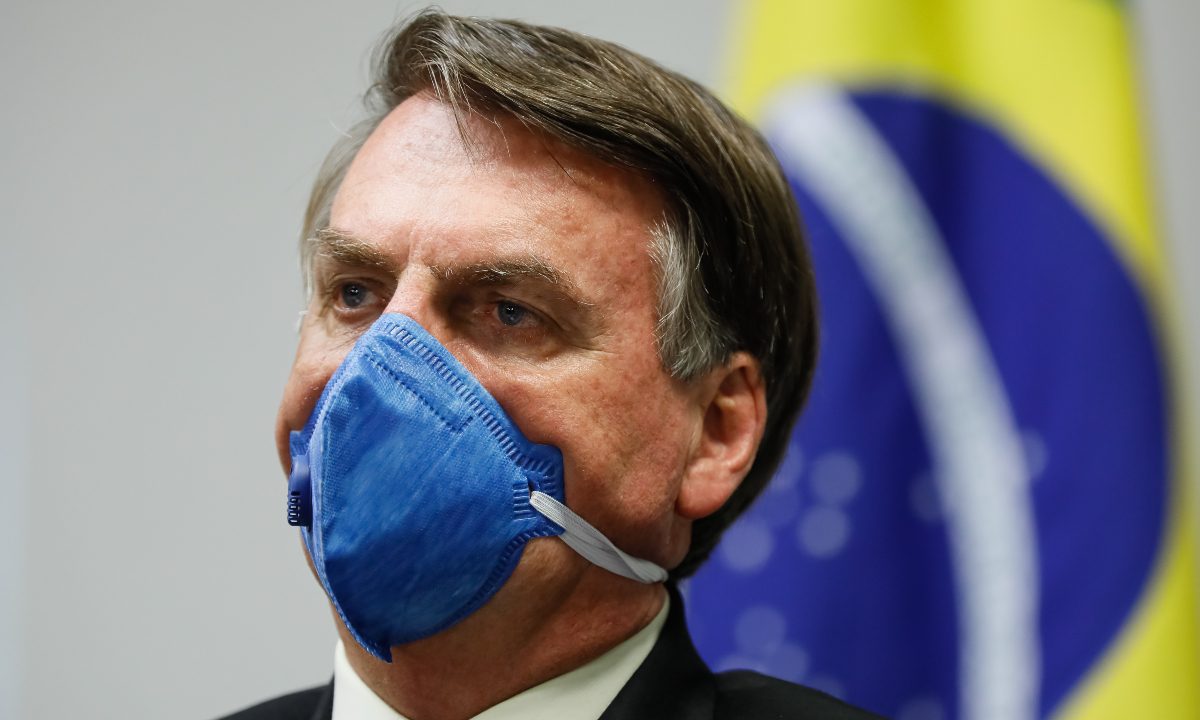 Segurança de Bolsonaro é internado em estado grave com 