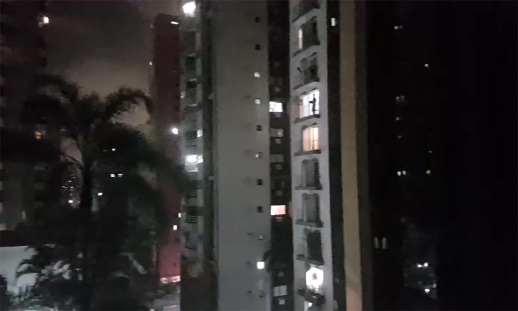 Capitais fazem panelaço contra Bolsonaro. Assista