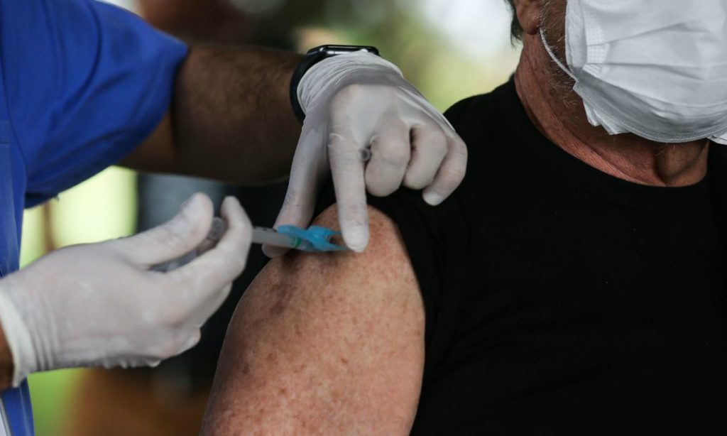 Promotores de SP pedem prioridade em vacinação contra Covid-19