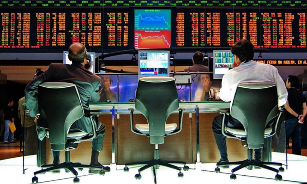 Bolsa fecha em queda de 14,7% e tem pior resultado em mais de duas décadas