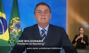 Bolsonaro volta a deturpar OMS para justificar foco econômico durante pandemia