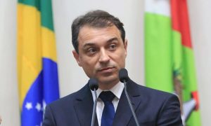 Governador de SC acredita em 'arquivamento definitivo' de impeachment