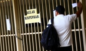 SP antecipa recesso e suspende aulas presenciais nas escolas estaduais