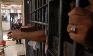 834 presos fogem de presídios em SP; 429 são recapturados