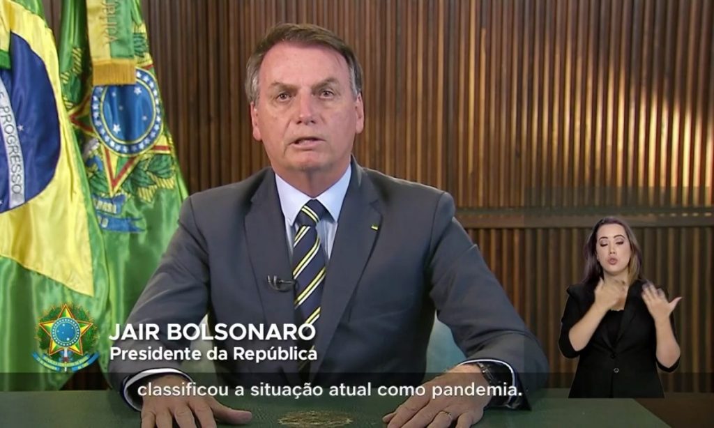 Na TV, Bolsonaro pede que protestos de 15 de março sejam “repensados”