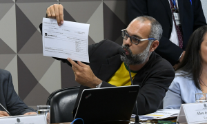 Allan dos Santos mantinha contato com deputados bolsonaristas e pessoas do governo