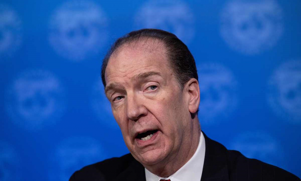 Chefe do Banco Mundial pede plano para reduzir dívida de países pobres