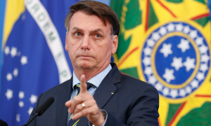 Bolsonaro associa maior número de mortes por coronavírus a isolamento social