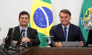 Moro anuncia apoio a Bolsonaro no 2º turno e se diz ‘contra o projeto de poder do PT’