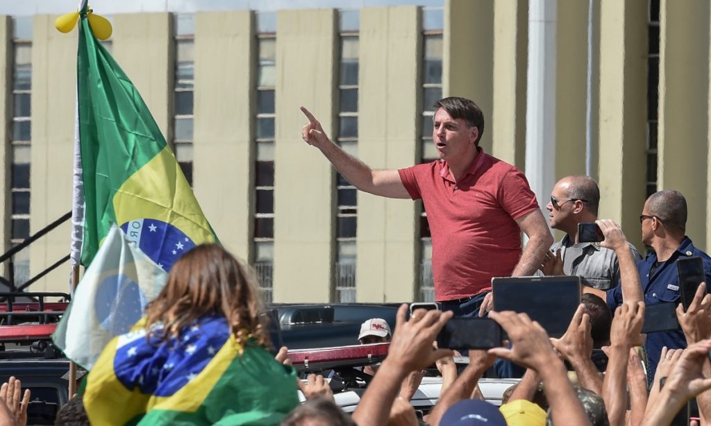 Bolsonaro escancara seu projeto golpista de índole fascista