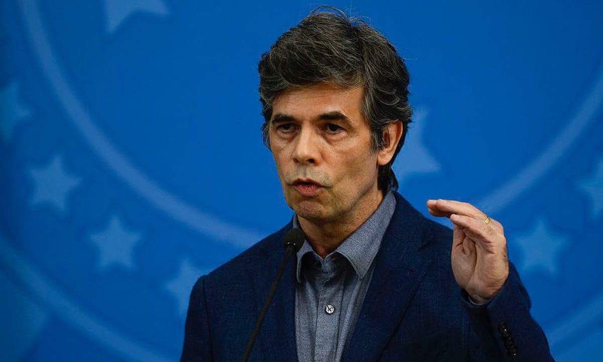 Nelson Teich destaca “alinhamento completo” com Bolsonaro