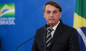 Juristas denunciam Bolsonaro no Tribunal Penal Internacional por crime contra a humanidade