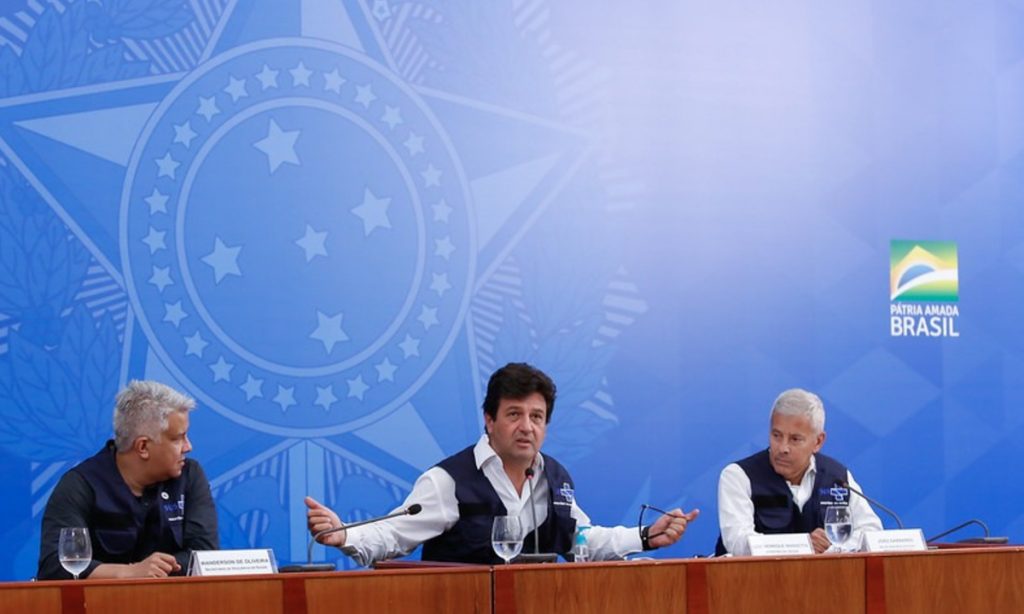 Mandetta confirma saída do ministério: “São 60 dias nessa batalha. Isso cansa”