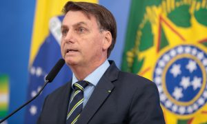 Bolsonaro diz que possui um dossiê com plano de Maia, Doria e STF contra ele