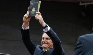 Bolsonaro convoca jejum religioso no domingo e é apoiado por pastores