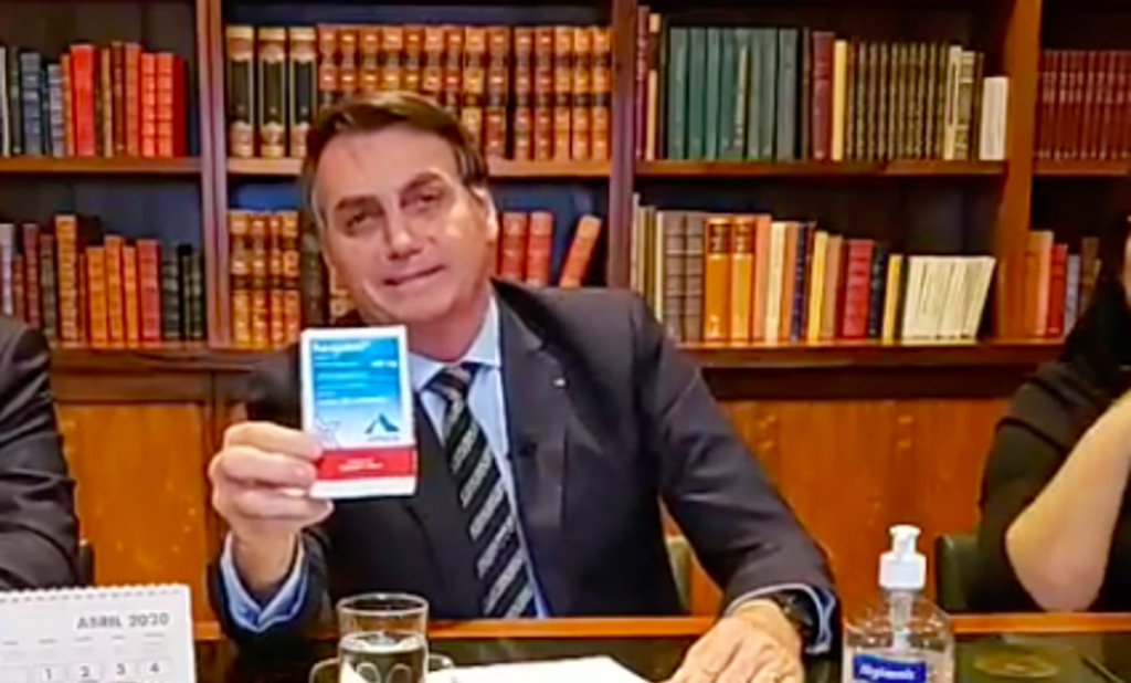 Governo respondeu em 15 minutos e-mail sobre compra de cloroquina