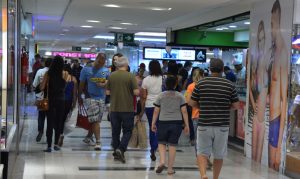 Shopping centers crescem em vendas e em fluxo de visitantes no 3º tri