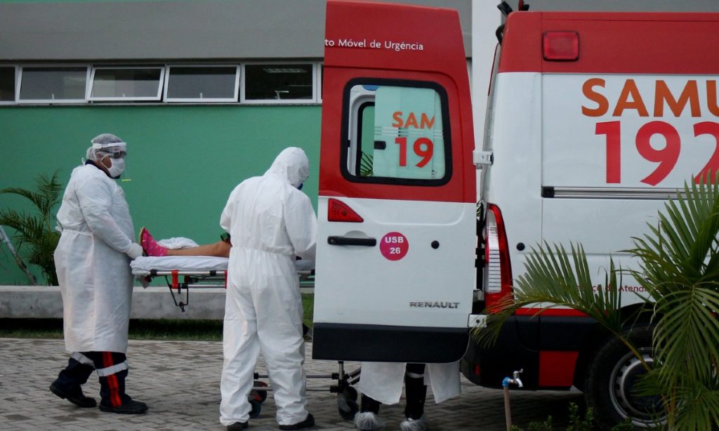Coronavírus: Estudo mostra que curva de mortes no Brasil está maior que a da Espanha
