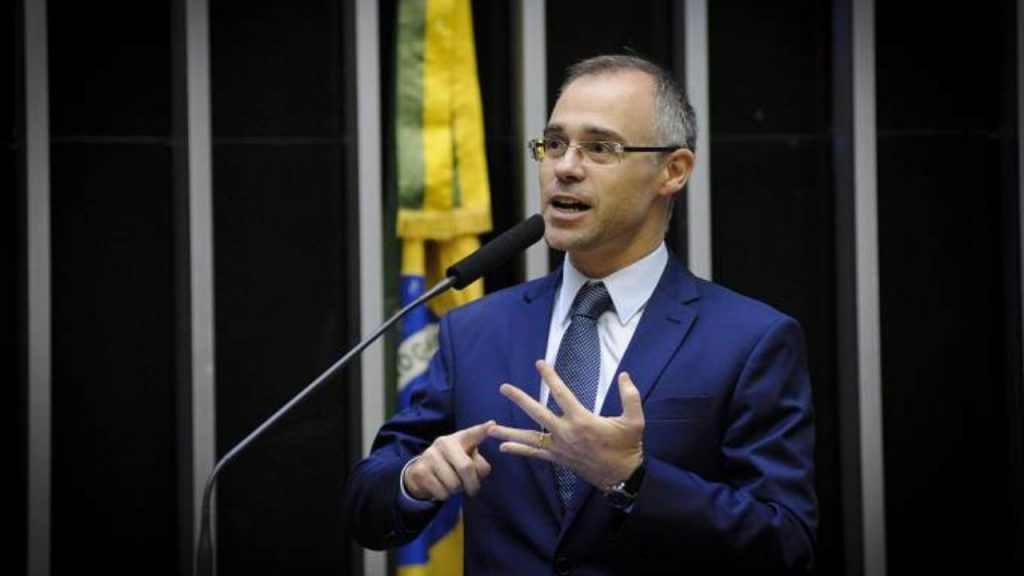 Pastor presbiteriano assume Ministério da Justiça: o que isso significa?