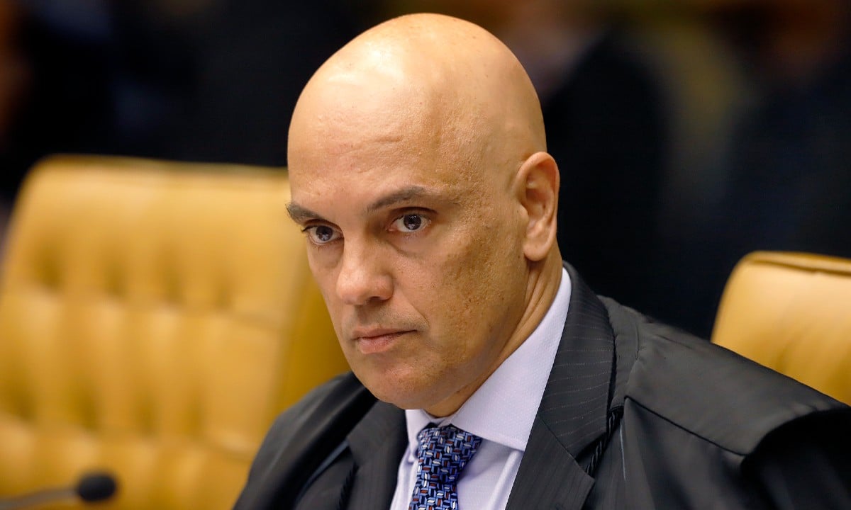 Moraes libera acesso da PF a dados de investigação do Facebook que derrubou contas ligadas ao gabinete de Bolsonaro