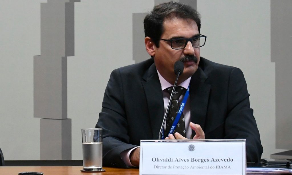 Alertas de desmatamento em alta e operação contra garimpos ilegais derrubam diretor do Ibama