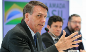 Em reunião, Bolsonaro defendeu troca na PF para proteger família