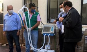 Ministro da Saúde da Bolívia é preso por superfaturar ventiladores para covid-19