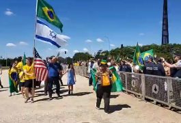 Grupo judeu repudia Bolsonaro por usar bandeira de Israel em ato ...