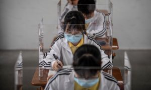 Foco da pandemia, Wuhan registra cinco novos casos de coronavírus