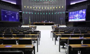 Câmara aprova em 2° turno texto-base da PEC do Orçamento de Guerra