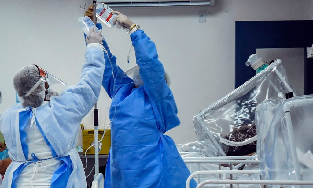Covid-19: Brasil registra 2.494 mortes e mais de 76 mil casos em 24h