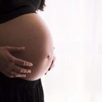 Estudo reafirma ausência de vínculo entre consumo de paracetamol na gravidez e autismo