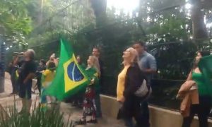 MP-SP denuncia dois manifestantes de ato contra Alexandre de Moraes por ameaça e difamação