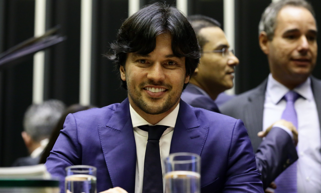 Novo ministro escolhe olavista para cuidar da comunicação online do governo