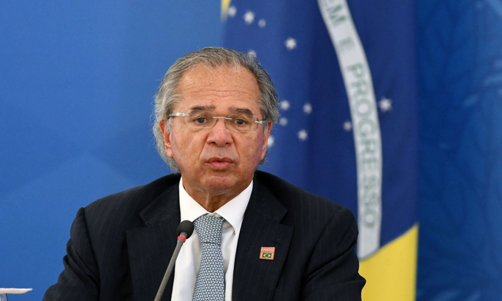 “Guedes quer renda básica para não gastar com serviços públicos”