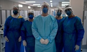 Enfermeiros: os ‘heróis sem capa’ que combatem o coronavírus no Brasil
