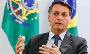 Bolsonaro diz que tomará medidas para proteger aliados