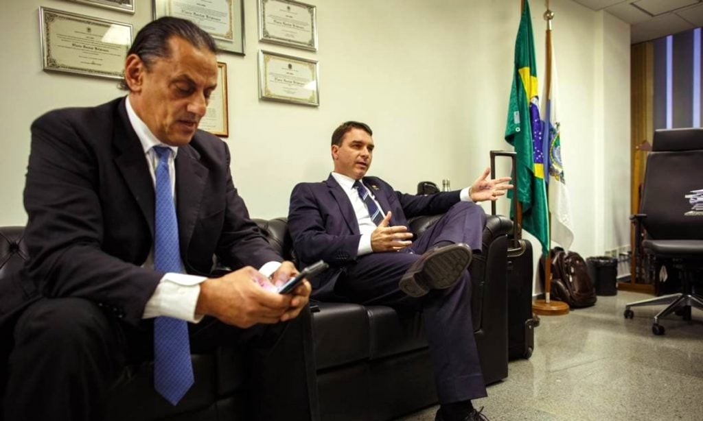 Defesa de Flávio Bolsonaro diz que MP-RJ não tem legitimidade para propor recurso