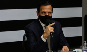 Quem não usar máscara em SP será multado em R$ 500, anuncia Doria