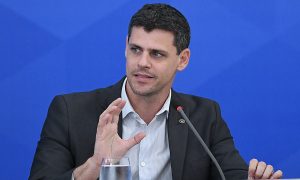 Bruno Funchal é escolhido por Guedes como novo secretário do Tesouro