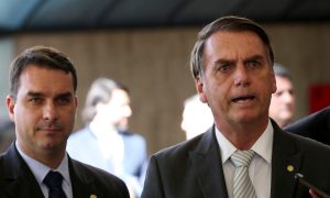 Justiça acata pedido Flávio Bolsonaro e caso das 'rachadinhas' vai para 2ª instância
