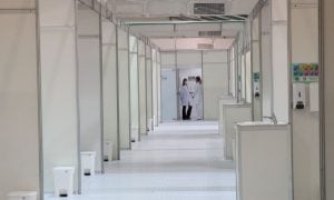 Prefeitura de SP vai registrar queixa contra deputados que invadiram hospital